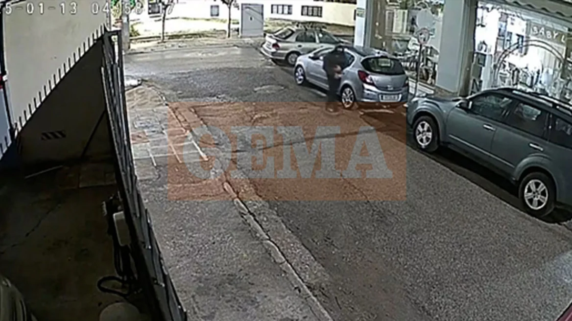 Περιστέρι: «Με κυνήγησε, να προσέχετε τους εαυτούς σας» - Η νέα ανάρτηση της γυναίκας για τον επιδειξία