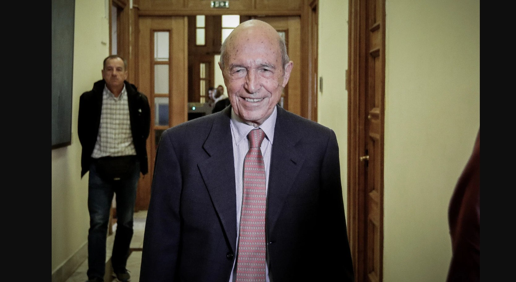 Την Πέμπτη το τελευταίο αντίο στον Κώστα Σημίτη στο Α΄ Νεκροταφείο