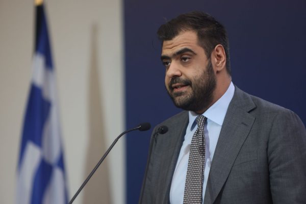 Μαρινάκης σε Τσίπρα: Μετέτρεψε την Ελλάδα σε «μαύρο πρόβατο» της Ευρώπης, τώρα εμφανίζεται ως τιμητής της ιστορίας