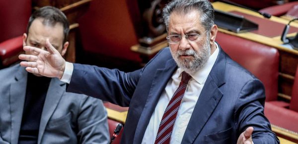 Διαγράψτε τον Παναγιωτόπουλο από τον ΣΥΡΙΖΑ, λέει η κυβέρνηση - Έβρισε τον Μητσοτάκη και ειρωνεύτηκε τον Ανδρουλάκη, δείτε βίντεο