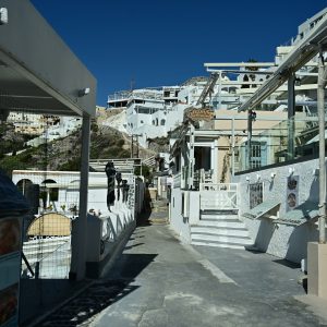 Η σεισμο-ηφαιστειακή κρίση στη Σαντορίνη ένα χρόνο μετά - Τι κρύβεται πίσω από τους 21.000 σεισμούς το 2025