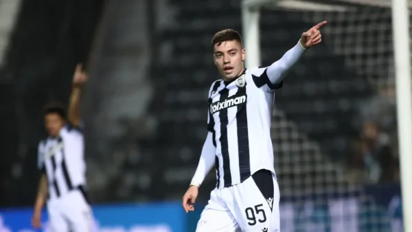 Στέφανος Τζίμας: Έντονη ανησυχία στην Μπράιτον για τον τραυματισμό του Έλληνα επιθετικού