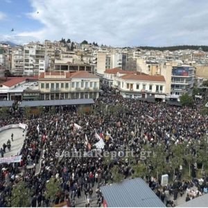 Λαμία: Στην πλατεία Πάρκου η μεγάλη συγκέντρωση για τα 3 χρόνια από τα Τέμπη