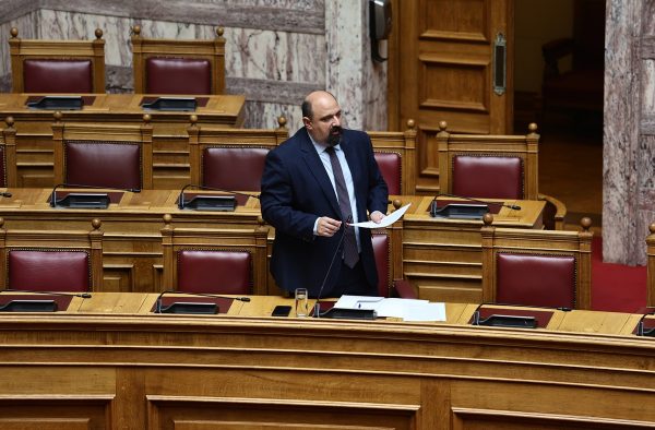 Χρήστος Τριαντόπουλος: «Παραιτούμαι μόλις συσταθεί η Προανακριτική για τα Τέμπη»