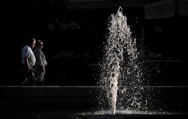 Αύξηση του ορίου συνταξιοδότησης και νέες ρυθμίσεις δείχνουν οι προβλέψεις λόγω δημογραφικών αλλαγών