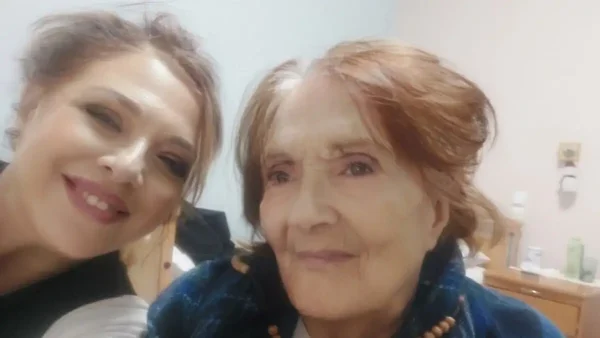 Ελένη Ράντου: Η συγκινητική ανάρτησή της για την ονομαστική εορτή της μητέρας της – «Η δικιά μου Βαγγελιώ»