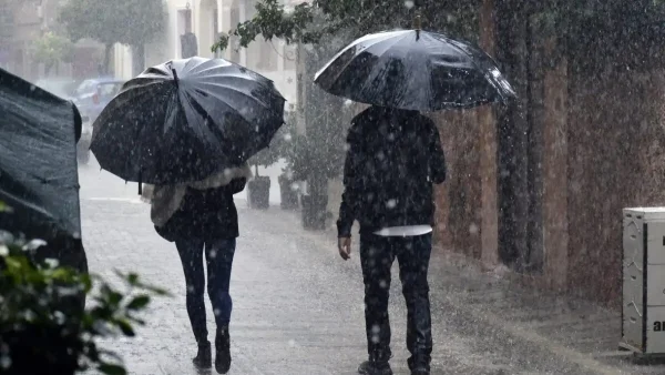 Καιρός: Μήνυμα του 112 στις Κυκλάδες – «Προσοχή στις μετακινήσεις»