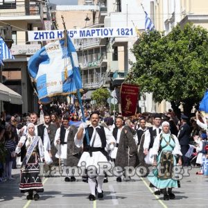 Χειμωνιάτικο σκηνικό και άστατος καιρός την ερχόμενη εβδομάδα - Παρέλαση με ομπρέλες την 25η Μαρτίου