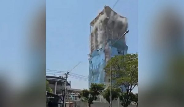 Σεισμός 7,7 Ρίχτερ ταρακούνησε τη Μιανμάρ, ακολούθησε δεύτερος 6,4 Ρίχτερ -Κατέρρευσαν κτίρια, δείτε βίντεο