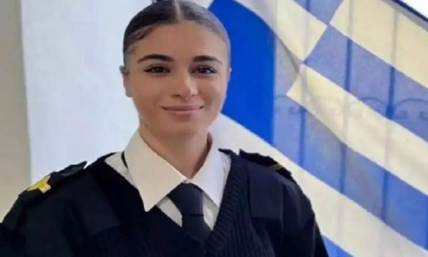 Χριστίνα Τσάκωνα: «Δεν ξέρουμε από τι πέθανε το παιδί μας», λέει η μητέρα της 20χρονης δοκίμου του Εμπορικού Ναυτικού
