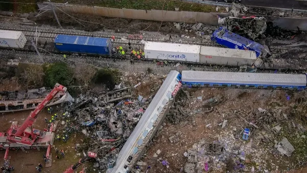Τέμπη: Από ανάφλεξη ελαίων των μετασχηματιστών η πυρόσφαιρα λέει η έκθεση πραγματογνώμονα της οικογένειας Παπαγγελή