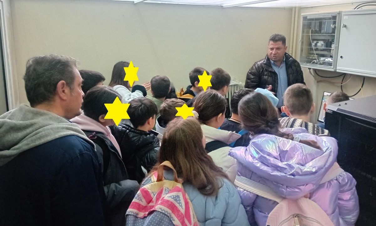 Το 15ο Δημοτικό Σχολείο επισκέφτηκε το Διοικητήριο Δομοκού