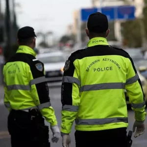 Αυξημένα μέτρα της Τροχαίας εν όψει Πρωτομαγιάς - Τι θα ισχύσει για τα φορτηγά