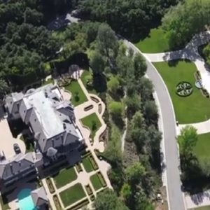Η άγνωστη, μυστική πόλη των δισεκατομμυριούχων – Τα καθημερινά πράγματα που απαγορεύονται