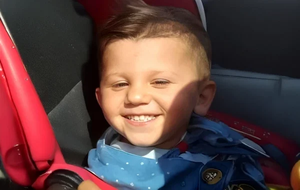 Από τη βιντεοκλήση στο ένταλμα σύλληψης – Ο πατέρας του 3χρονου Άγγελου δεν εμφανίστηκε στην απολογία