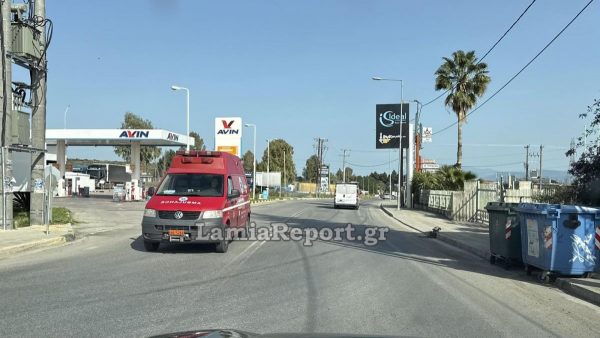 Λαμία: Τροχαίο με μηχανή μετά από σύγκρουση με αυτοκίνητο