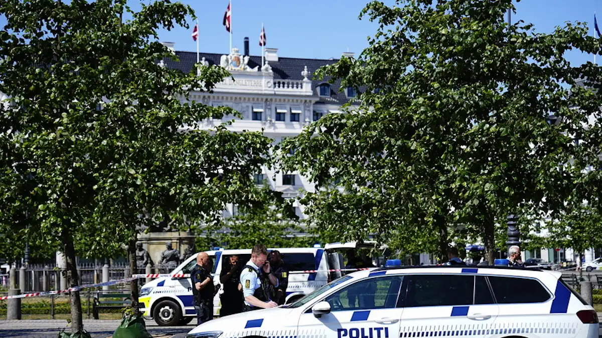 Δανία: Αυτοκίνητο έπεσε πάνω σε πλήθος στην Κοπεγχάγη – Πέντε τραυματίες