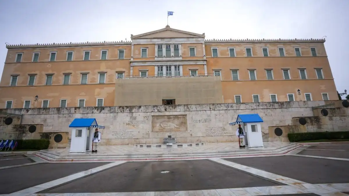 Πρωτογενές πλεόνασμα-έκπληξη 11,4 δισ. ευρώ (4,8% του ΑΕΠ) για την ελληνική οικονομία το 2024