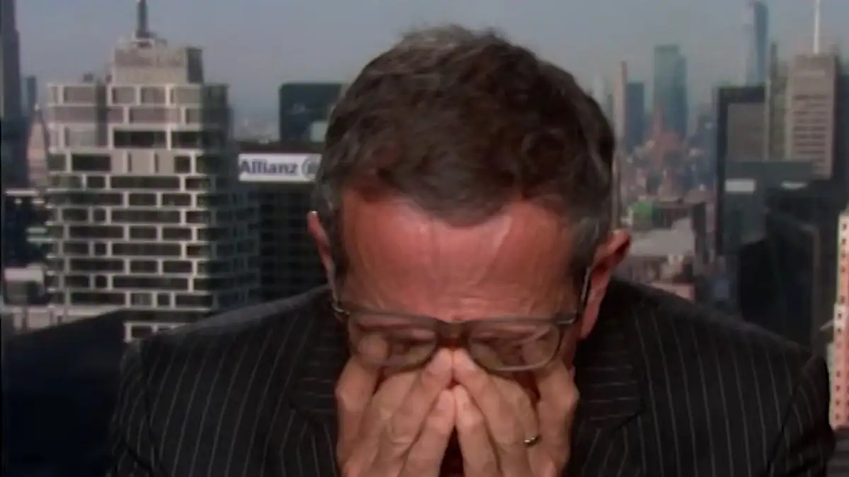 Δασμοί Τραμπ: Η στιγμή που δημοσιογράφος του CNN εκνευρίζεται με τους συμβούλους του αμερικανού προέδρου – Viral η αντίδρασή του