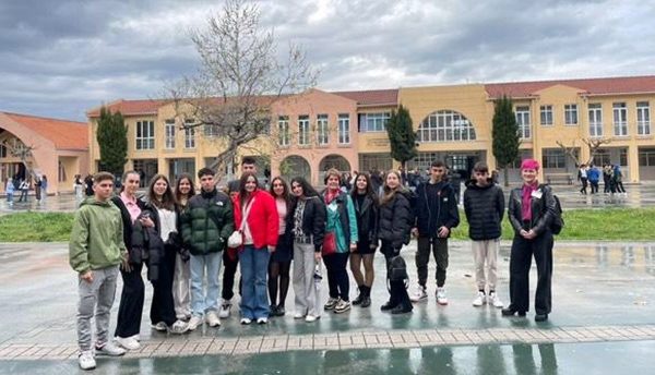 Το 2ο ΓΕΛ Λαμίας συμμετείχε στο 3ο Πανελλήνιο Μαθητικό Συνέδριο