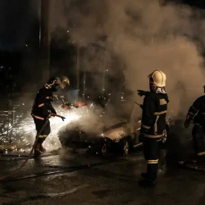 Τραγωδία στον Ασπρόπυργο: Aυτοκίνητό πήρε φωτιά μετά από τροχαίο - Εντοπίστηκε απανθρακωμένος o οδηγός του