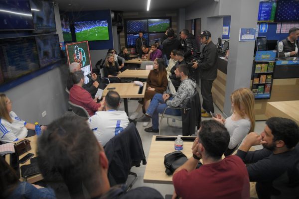 Ραντεβού στα καταστήματα ΟΠΑΠ και αυτή την Κυριακή με pre-game show για τα ντέρμπι της Super League και ένα μεγάλο ταξιδιωτικό δώρο για το Άμπου Ντάμπι