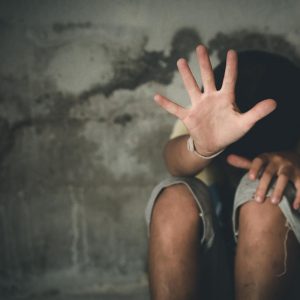 Άγριο ξύλο μεταξύ ανηλίκων στον Αλμυρό - 14χρονος χτύπησε 16χρονο και του έσπασε τα δόντια