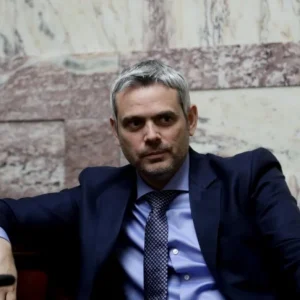 Καραγκούνης: Προσλήψεις μέσω εφαρμογής στο κινητό – Τι αλλάζει για επιχειρήσεις και εργαζόμενους με το ΕΡΓΑΝΗ ΙΙ