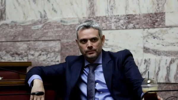 Καραγκούνης: Προσλήψεις μέσω εφαρμογής στο κινητό – Τι αλλάζει για επιχειρήσεις και εργαζόμενους με το ΕΡΓΑΝΗ ΙΙ