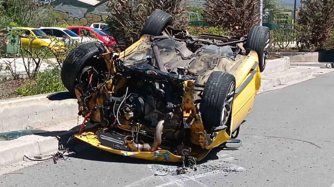 Κοζάνη: Δύο τραυματίες από ανατροπή αυτοκινήτου