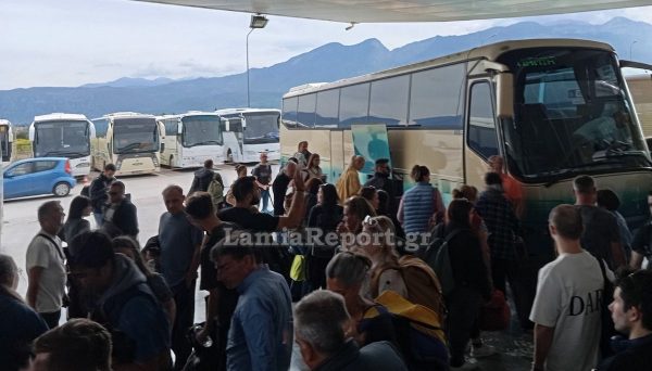 Γραφείο του Υπεραστικού ΚΤΕΛ Φθιώτιδας στο κέντρο της Λαμίας προς εξυπηρέτηση του κοινού