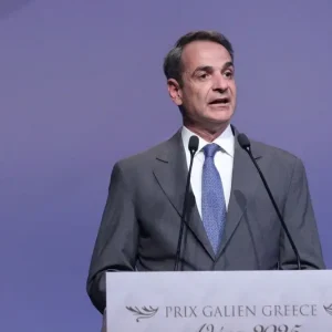 Νομοθετική ρύθμιση – κίνητρο για τον επαναπατρισμό γιατρών από τις ΗΠΑ ανακοίνωσε ο πρωθυπουργός
