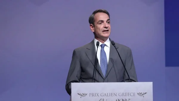 Νομοθετική ρύθμιση – κίνητρο για τον επαναπατρισμό γιατρών από τις ΗΠΑ ανακοίνωσε ο πρωθυπουργός