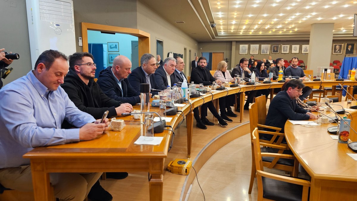 Καραΐσκος: «Η ΠΕΛ δεν είναι λάφυρο μιας παράταξης για να το ‘’μοιράζουν’’ στα δικά τους παιδιά.