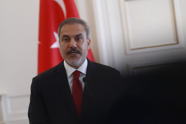 Συνομιλίες Χακάν Φιντάν με τη Χαμάς: «Η οργάνωση δείχνει να προτιμά μια συμφωνία για ειρήνη διαρκείας με το Ισραήλ»