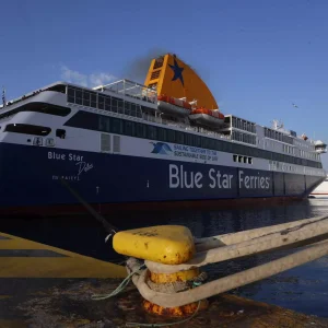 Πώς βρέθηκαν 155 επιβάτες του «Blue Star Μύκονος» με εισιτήριο για Σύρο να ταξιδεύουν για Πειραιά - Δηλώνουν άλλον προορισμό για να γλυτώσουν χρήματα ή να βρουν θέση