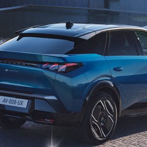 Νέο PEUGEOT 3008 με Panoramic i-COCKPIT®
