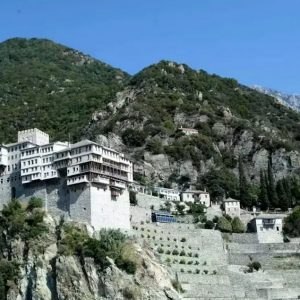 Στη Ρωσία εκδίδεται 49χρονος καταζητούμενος για απάτη 50 εκατομμυρίων ρουβλίων – Συνελήφθη στο Άγιο Όρος