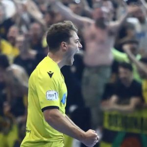 ΑΕΚ – Ίζβιντατς 37-28: Μία «ανάσα» από την πρόκριση στον τελικό του European Cup του χάντμπολ η Ένωση