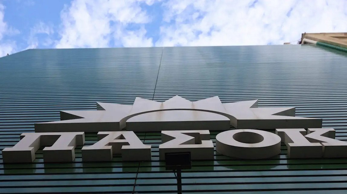 «Πόλεμος» ΠΑΣΟΚ με Νέα Αριστερά για τις «επιθέσεις» στην Κυβέρνηση μετά τα μέτρα στήριξης