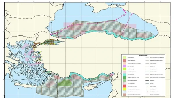 Η Τουρκία παρουσίασε τον δικό της «Θαλάσσιο Χωροταξικό Σχεδιασμό», κόβει το Αιγαίο στα δυο και υμνεί την Γαλάζια Πατρίδα