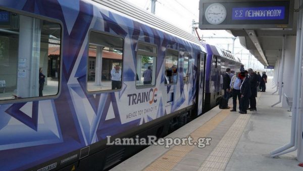 Ταλαιπωρία για ταξιδιώτες στο Λιανοκλάδι - Ακυρώθηκε το δρομολόγιο και ακόμα περιμένουν λεωφορείο