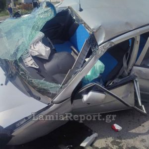 Εκτροπή - ανατροπή αυτοκινήτου με τραυματισμό μικρού παιδιού