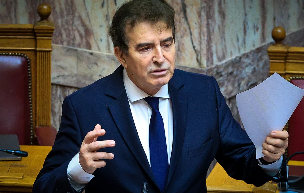 Χρυσοχοΐδης για Εξάρχεια: Η απαγόρευση εκδηλώσεων ισχύει μόνο για την παράνομη κατάληψη του «Εξωστρεφή»