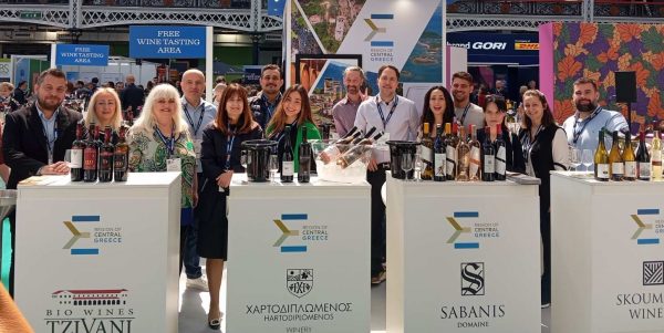 Η Στερεά Ελλάδα εντυπωσίασε με την αυθεντική οινική της παράδοση στη Διεθνή έκθεση LONDON WINE FAIR 2025
