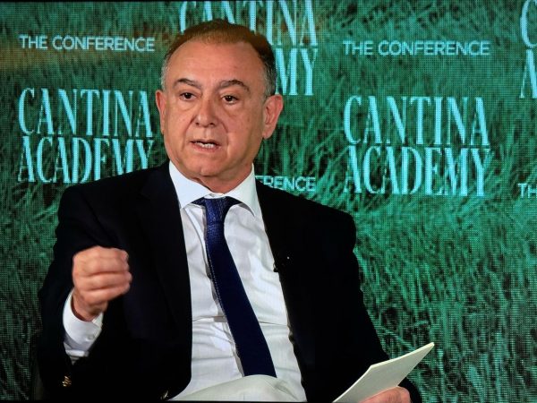 Κέλλας: Έρχονται νέα προγράμματα στήριξης για νέους αγρότες και κτηνοτρόφους