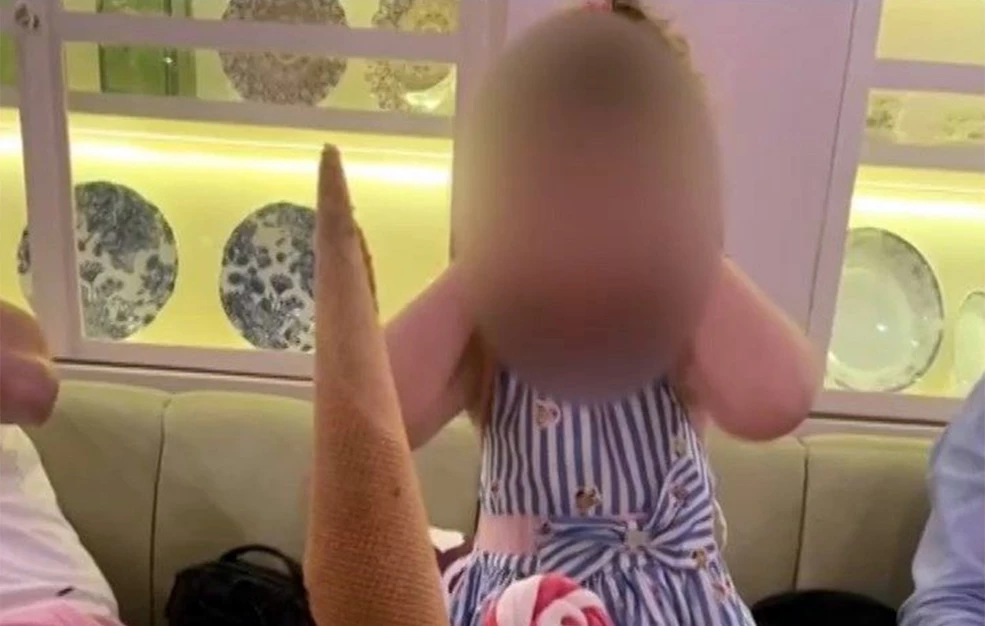 Το τελευταίο αντίο στην 7χρονη Αγγελίνα – Το χρονικό της τραγωδίας στην Καλλιθέα