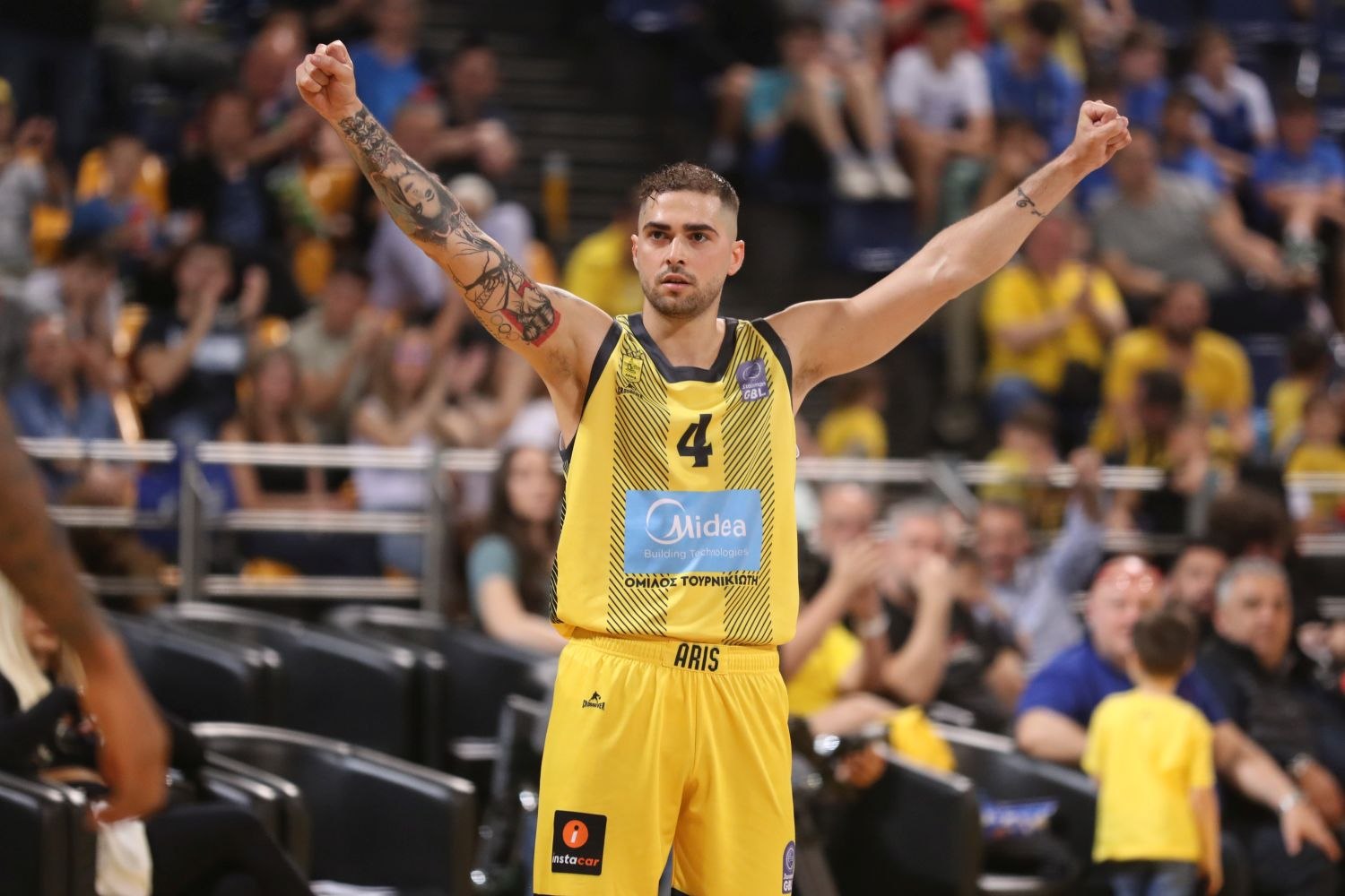 Ο Βασίλης Τολιόπουλος αποχαιρέτησε τον Άρη – Αποθέωση και συγκίνηση μετά από την 35άρα στο Μαρούσι