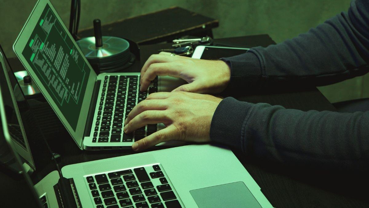 Απάτη: Προσοχή σε πλαστό μήνυμα που διακινείται ως δήθεν επιστολή της Διεύθυνσης Δίωξης Ηλεκτρονικού Εγκλήματος