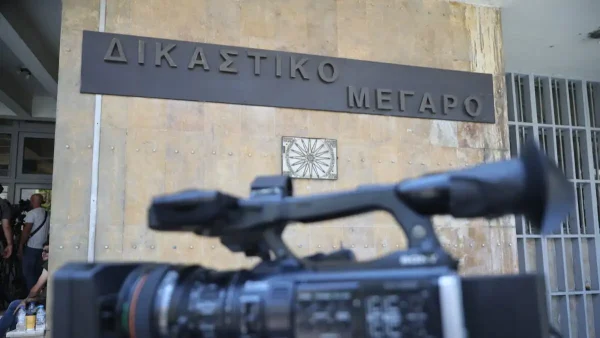 Θεσσαλονίκη: Απολογούνται οι 13 ανήλικοι ακροδεξιάς οργάνωσης για ληστείες, απάτες και ναρκωτικά